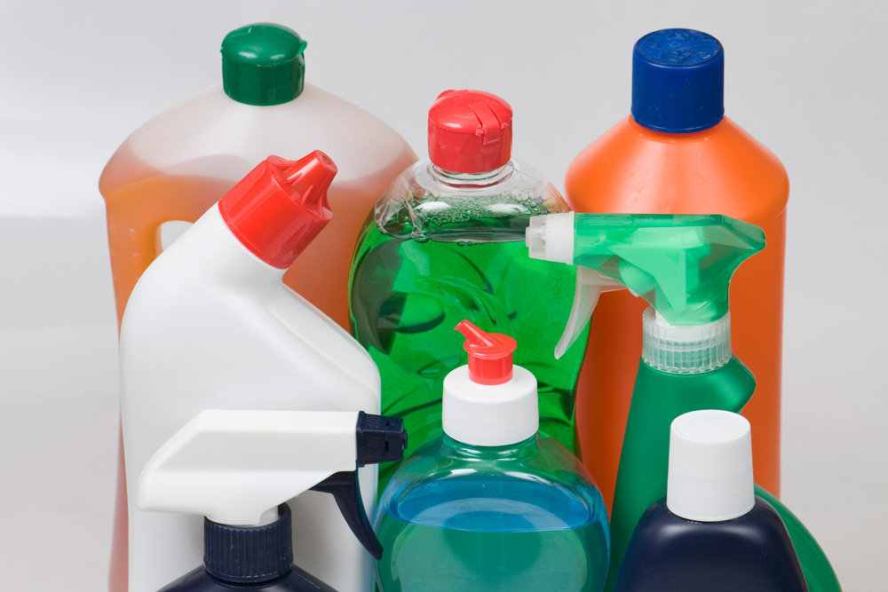 Chemical Drain Cleaners: How to Choose and Evaluate Their Safety